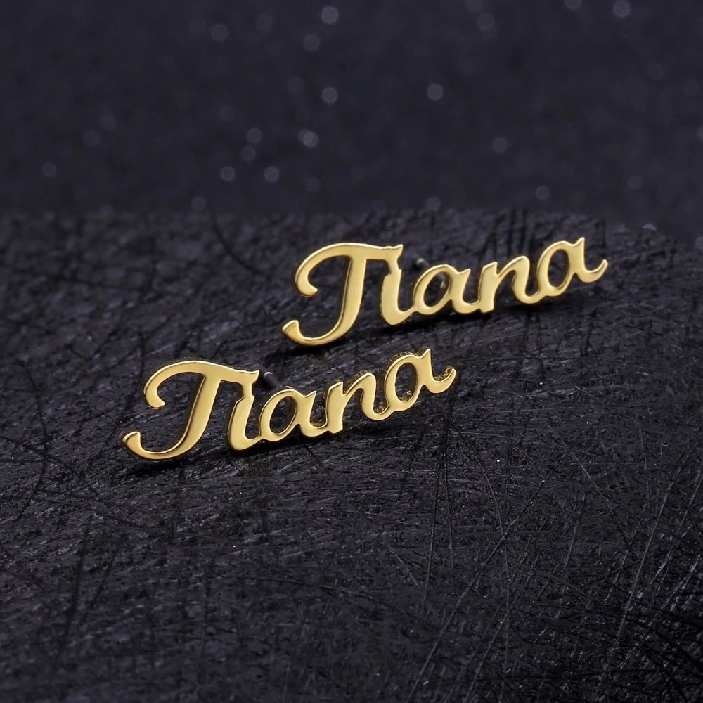 Customized Stud Name Earrings