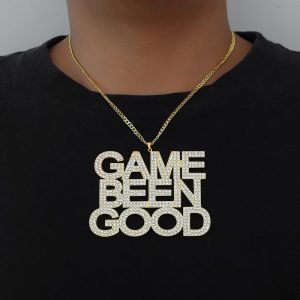 black american hip hop fashion jewelry iced out massive large huge size custom pendant name text personalized necklace pendant nameplate