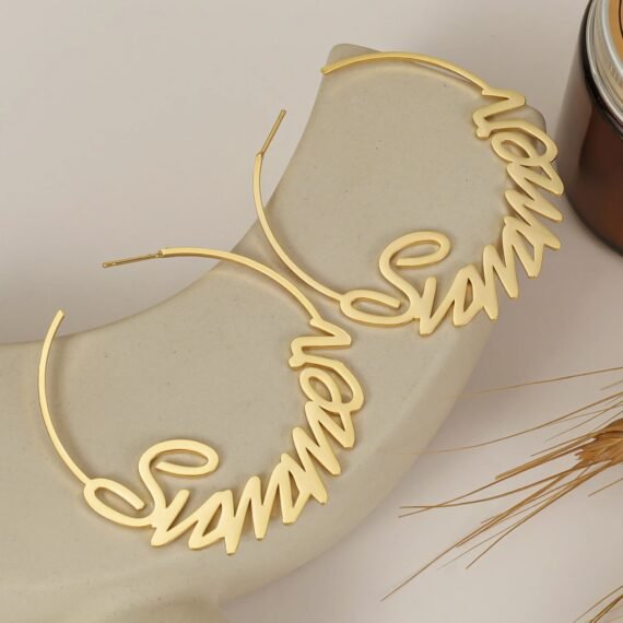 daughter mother sister friend name hoop earrings with personalized custom nameplate